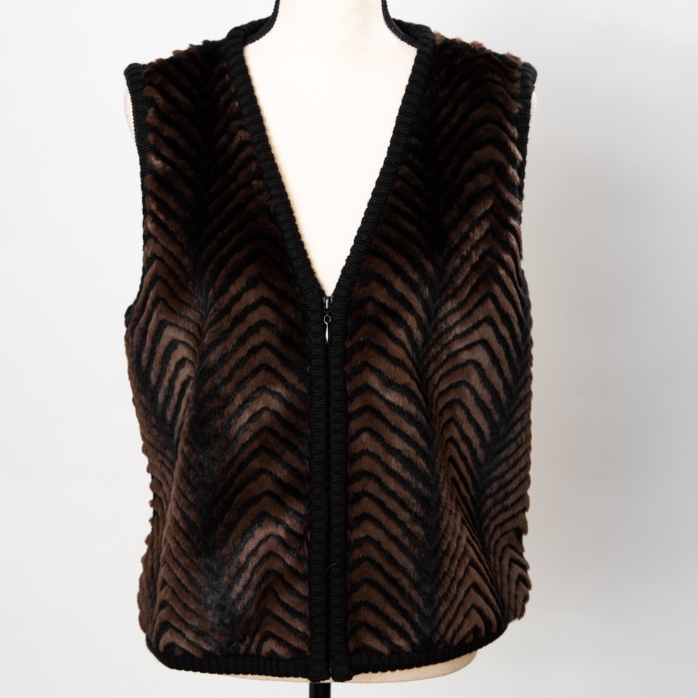Faux fur mink look vest dark chocolate brown & black Nina Leonard L